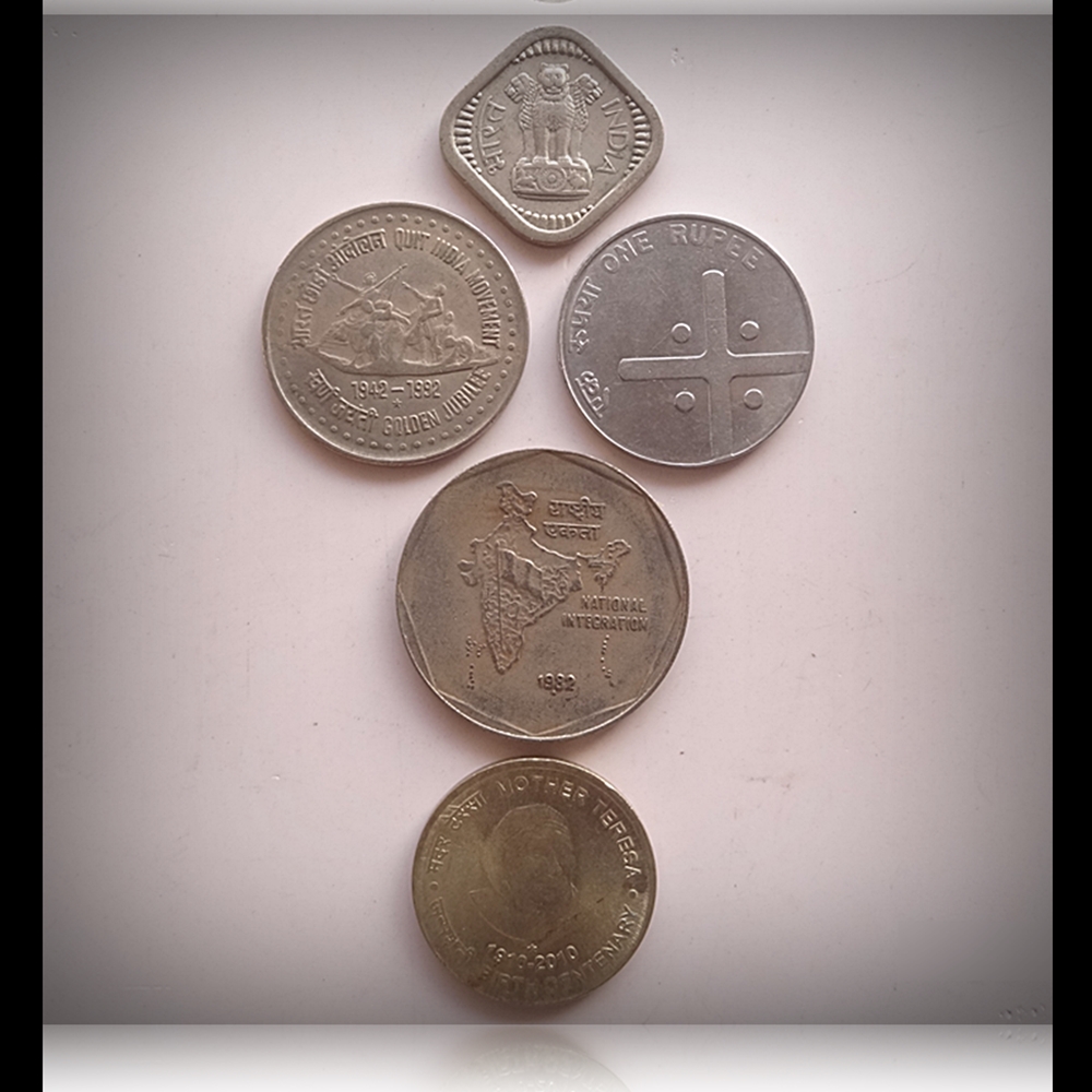 1957 5 P aisa 1992 2005 1 Rupee 1982 2 Rupee 2010 5 Rupee Republic Indian Coin - 5 Coins