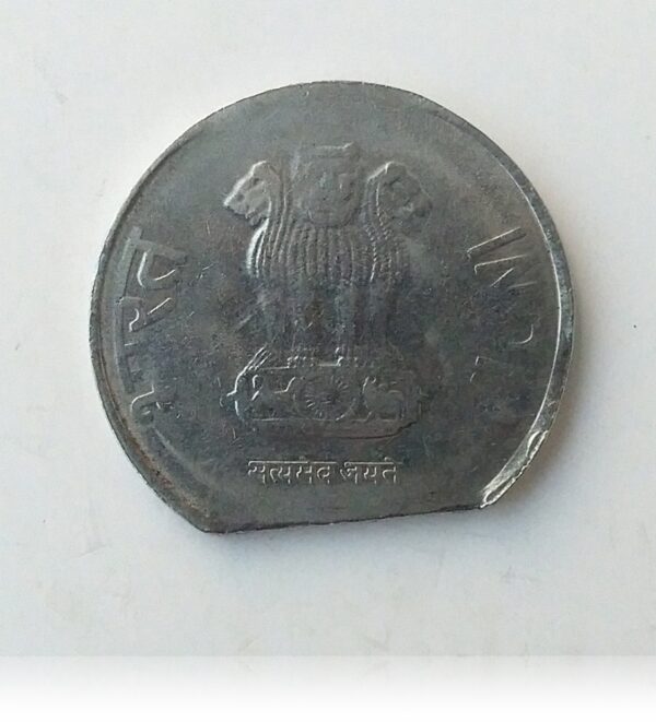 2015 2 Rupee Die Cut Error Coin - Republic India Value Worth Collecting - Image 3
