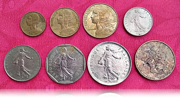 France full set of coins 5,10,20 centimes 1/2, 1, 2, 5 10 francs 8 set very hard collection.. - Image 2